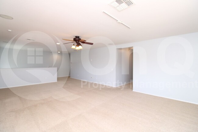 Building Photo - 14205 W Mauna Loa Ln