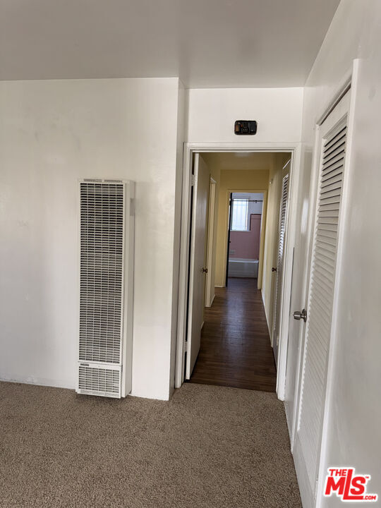 Building Photo - 5951 Carlton Way