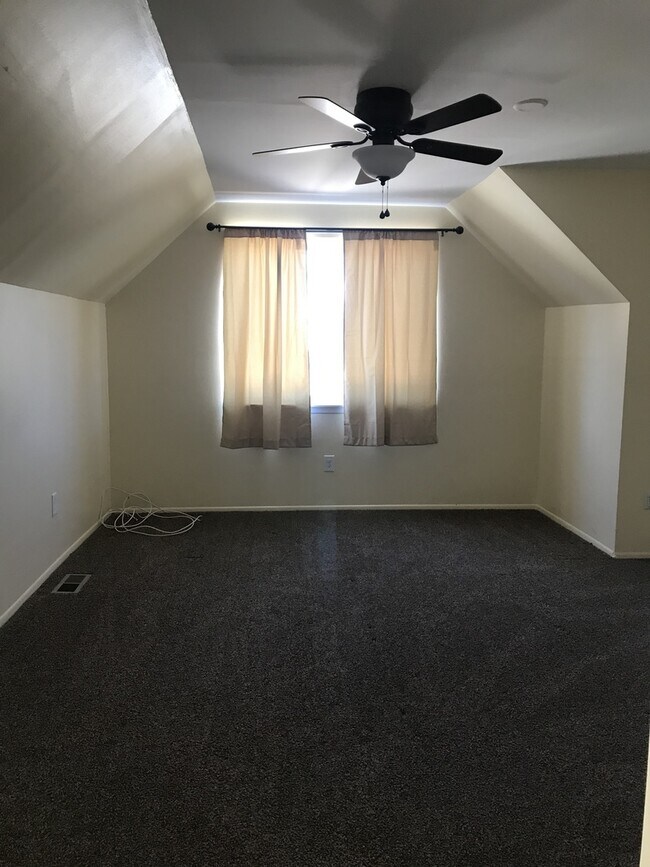 Building Photo - 4 BED/2 BATH ADORABLE, SPACIOUS SINGLE FAMILY HOME ---- FORREST DR. CANTON