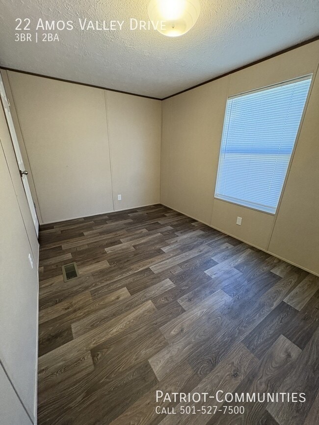 Building Photo - 22 Amos Valley Dr