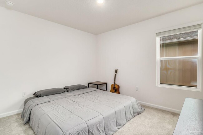 Building Photo - 6793 Paso Fino Dr