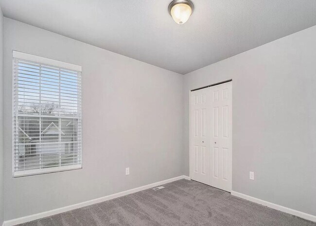 Building Photo - March Availability in Tiburon!