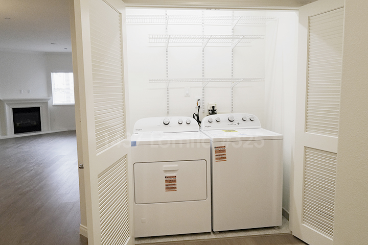 Washer & dryer - 1437 Lomita Blvd
