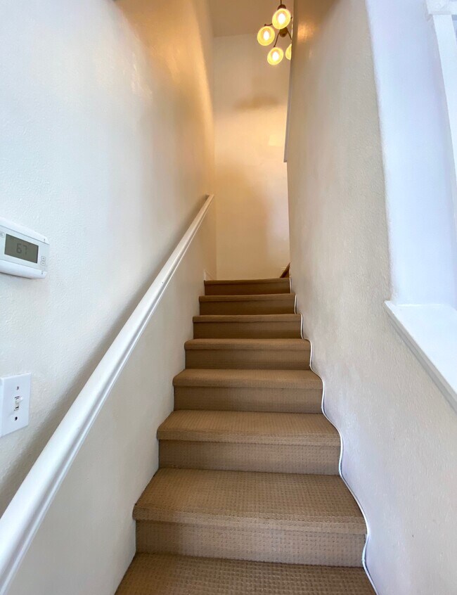 Building Photo - 1201 Trapani Cove