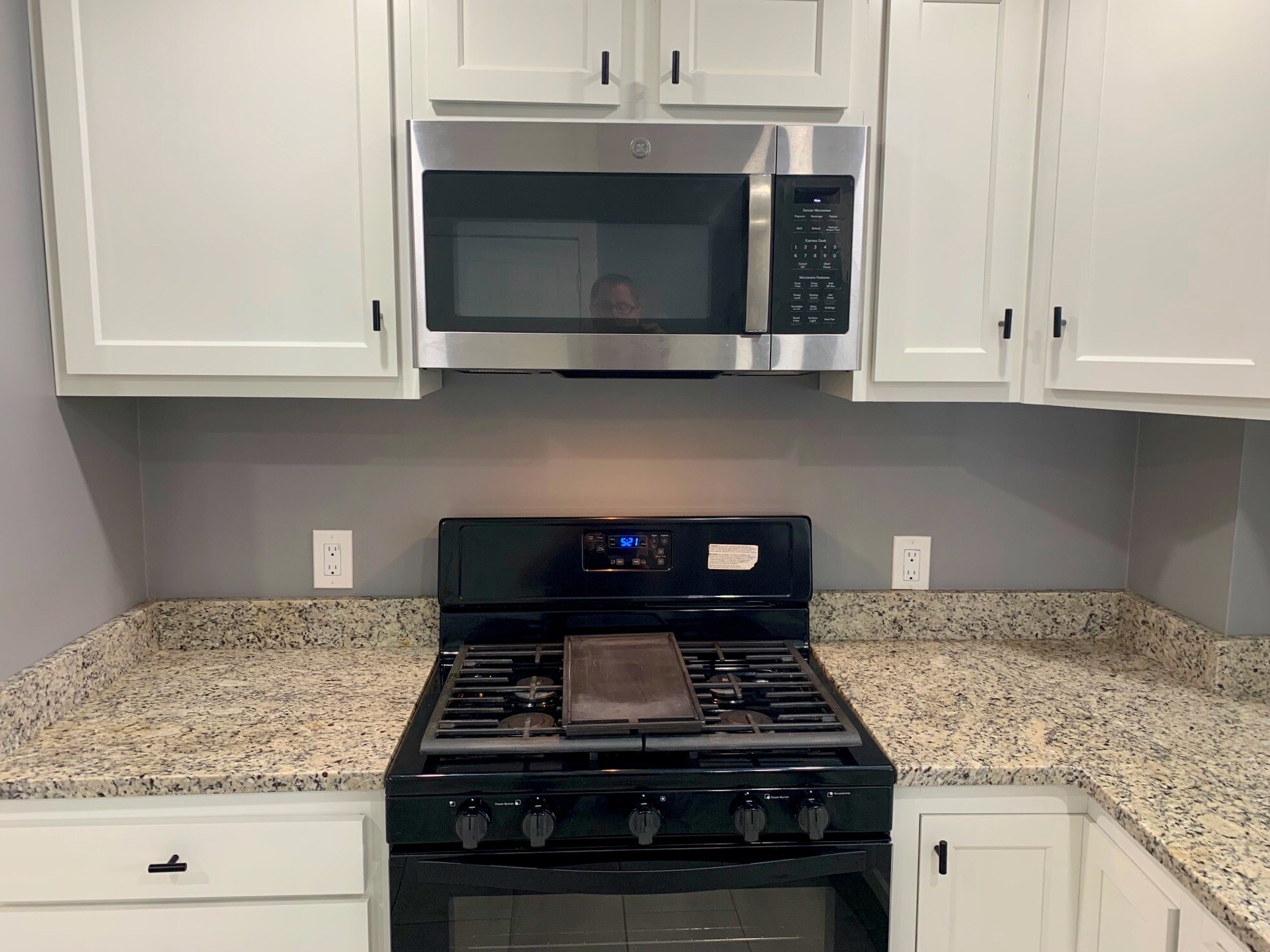 Building Photo - 54 Madison Ave