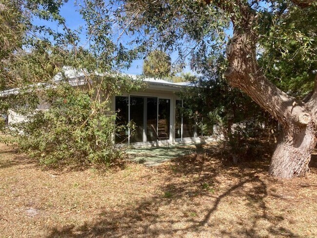 Building Photo - 1215 Egret