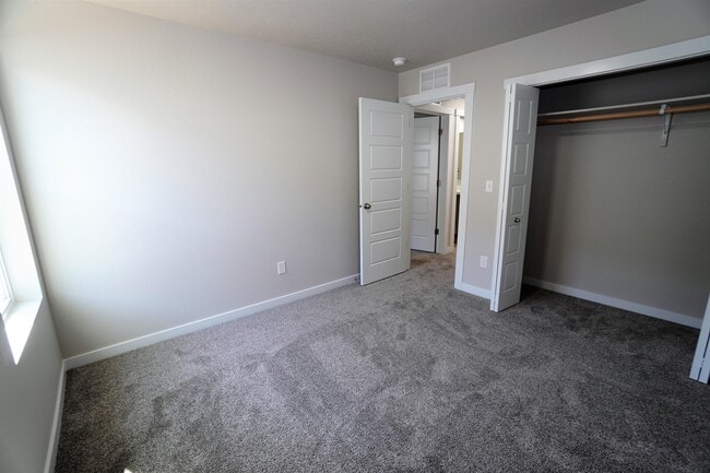 Building Photo - 3047 W Dark Sky St