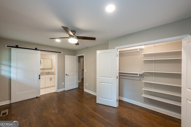 Building Photo - 2131 Bixler Cir