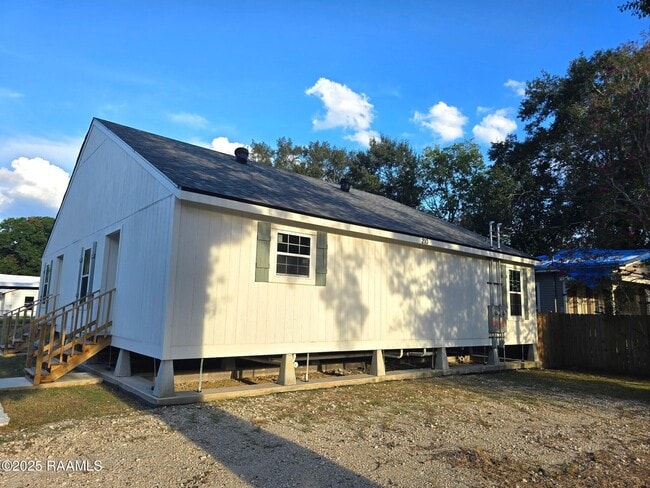 Building Photo - 210 D St