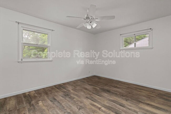 Building Photo - 1736 Nemnich Rd