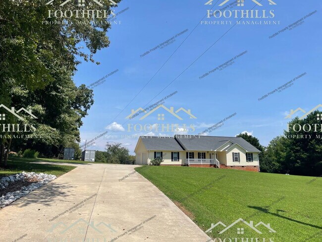 Building Photo - 1950 Shackleburg Rd