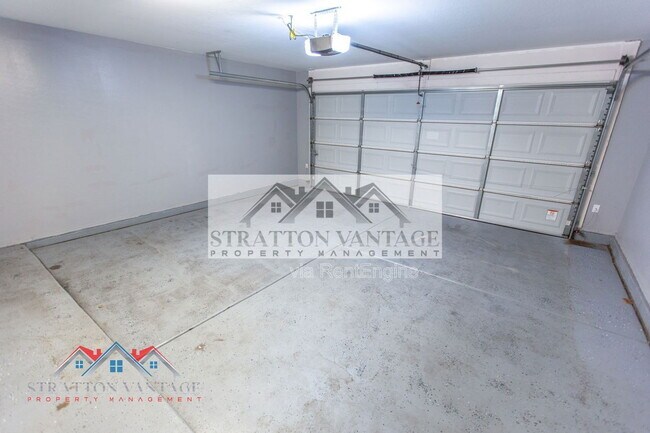 Building Photo - 10234 E Carol Ave