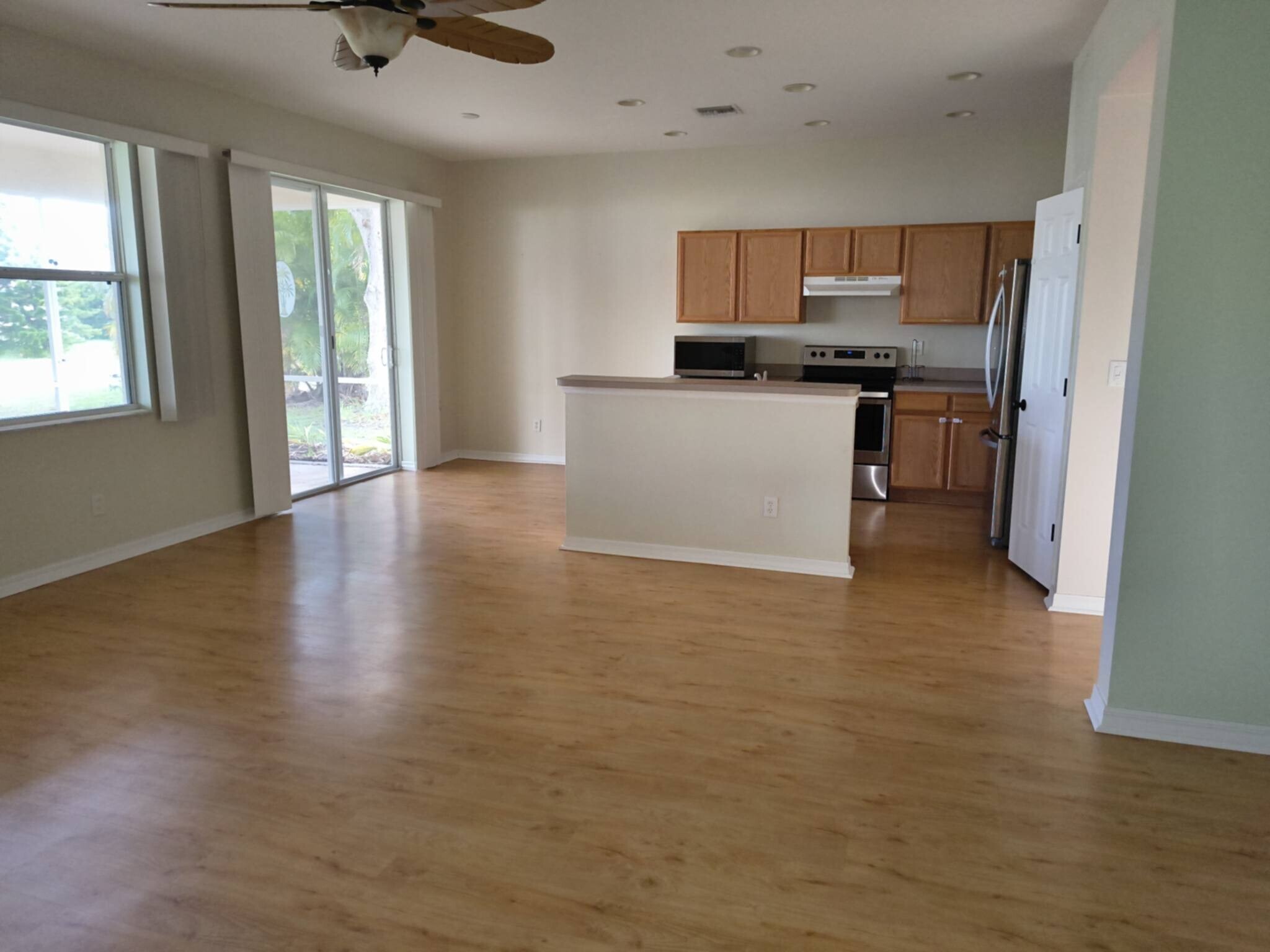 Building Photo - 25199 Chiclayo Ave