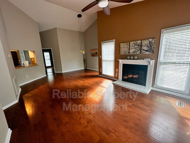 Building Photo - 5716 Grasmere Ct