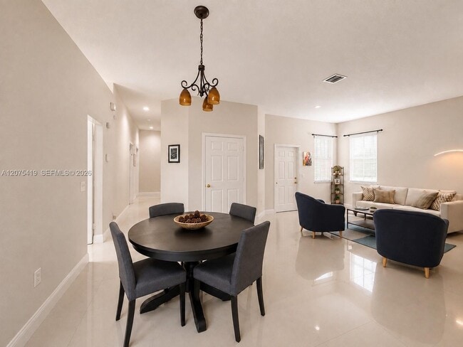 Building Photo - 1776 Aspen Ln