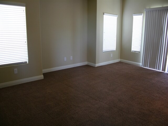 Building Photo - 2812 E Gables Vale Ct