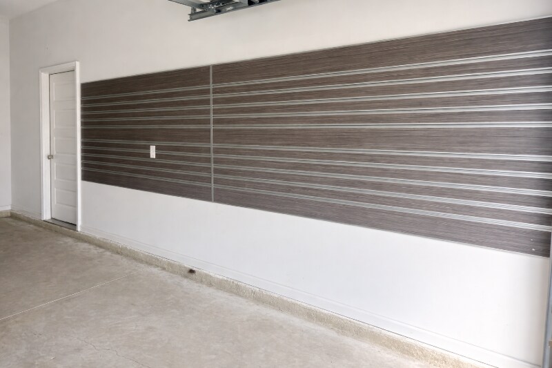 Building Photo - 1080 Linsmore Ave