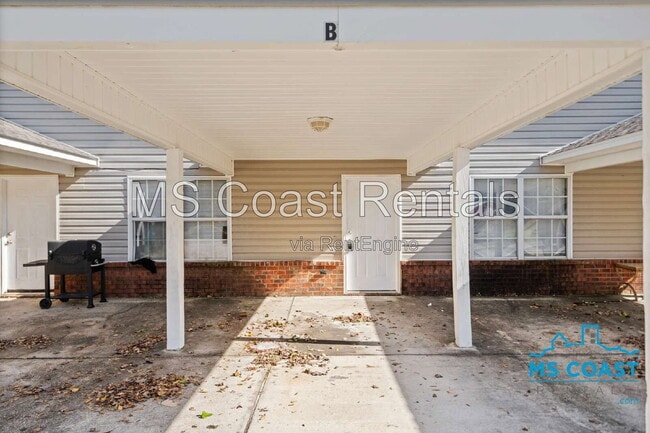 Building Photo - 2636 N 10th St