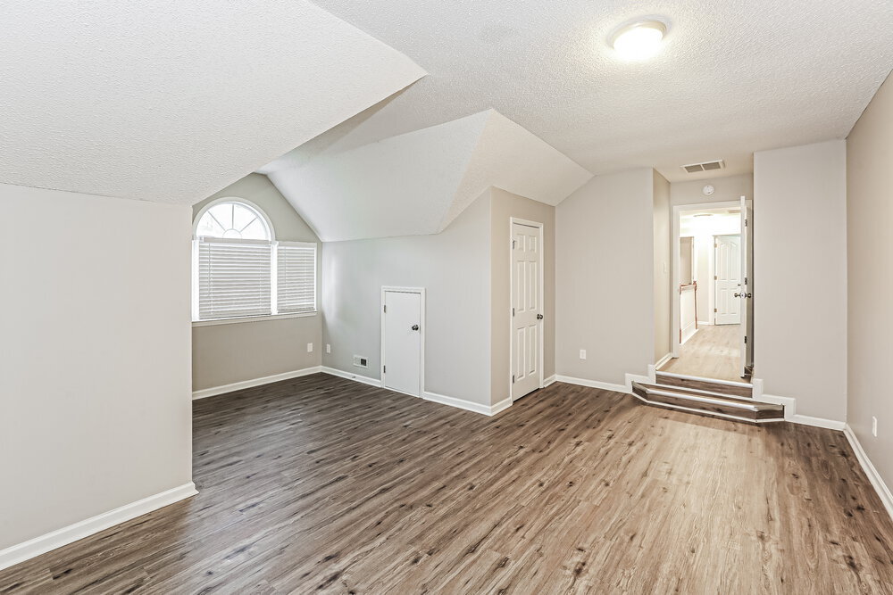 Building Photo - 137 Chere Helen Dr