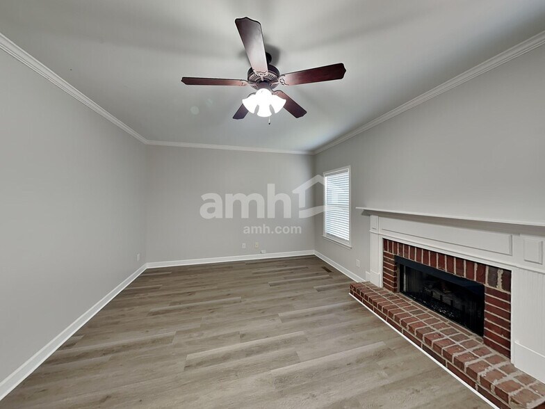 Building Photo - 3035 Romain Trail