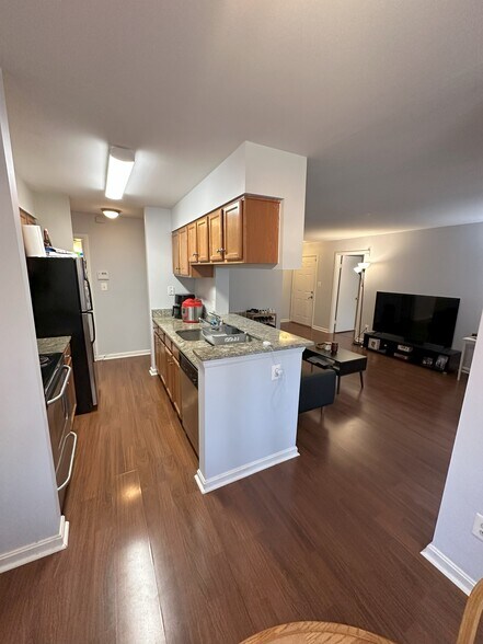 Building Photo - 11700 Olde English Dr