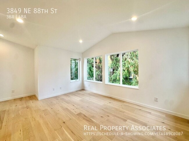 Building Photo - 3849 NE 88th St