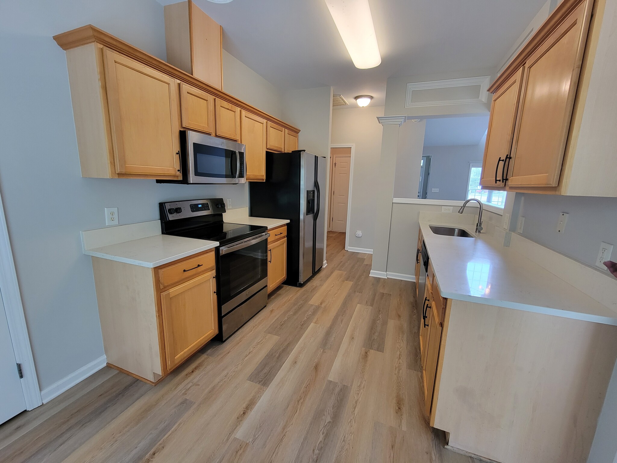 Building Photo - 7954 Willowglen Dr