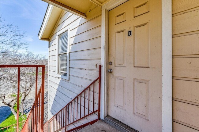 Building Photo - 5303 Indio Cove