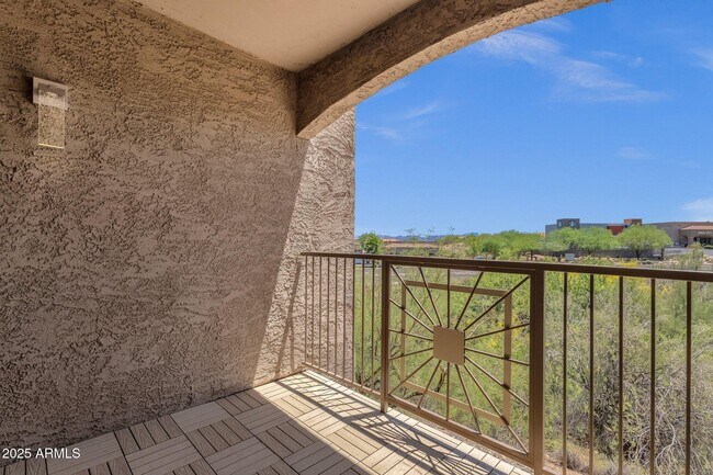 Building Photo - 13700 N Fountain Hills Blvd