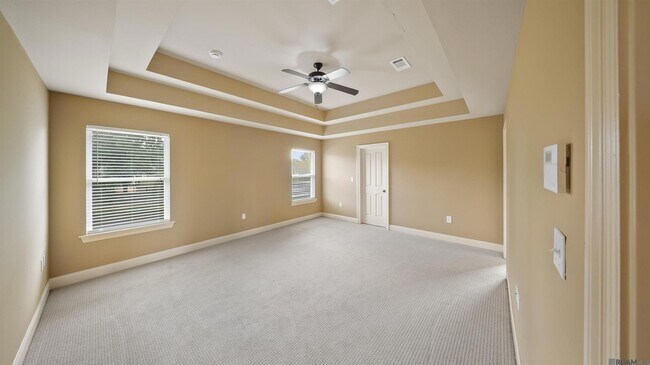Building Photo - 13819 Stone Gate Dr