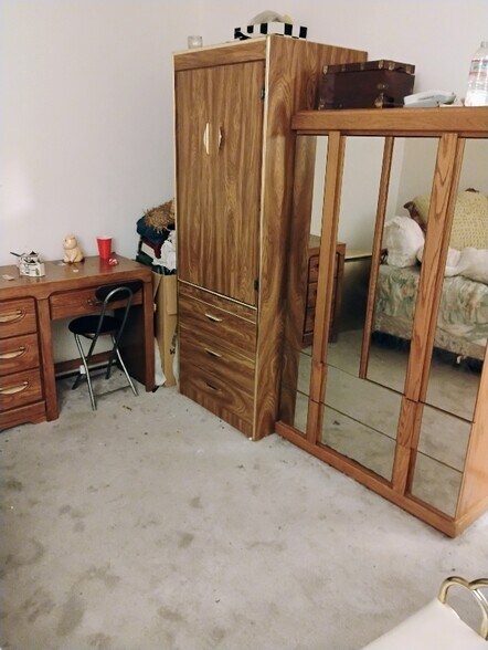 Building Photo - 106 Luann Ct