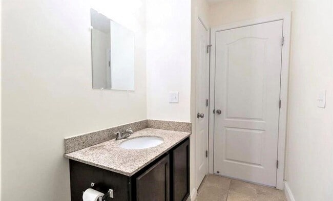 Building Photo - 6 Gray Coach Ln