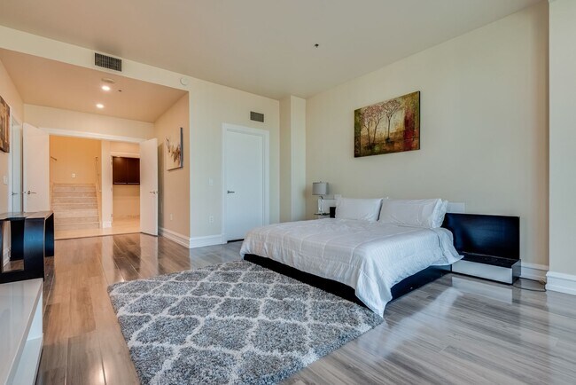 Building Photo - Sky Las Vegas 4305- Stunning City Views from this Fully Furnished, 3Bd, 3-Story Penthouse Residence