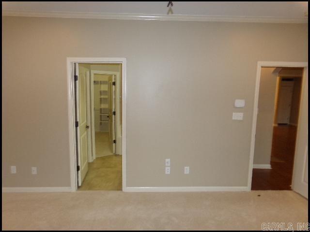 Building Photo - 3050 Mt McGregor
