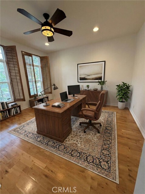 Building Photo - 3 New Dawn