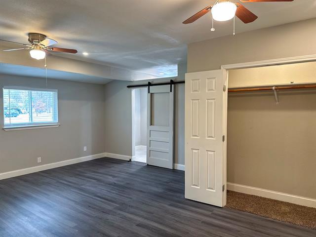 Building Photo - 3118 Dartmouth Dr