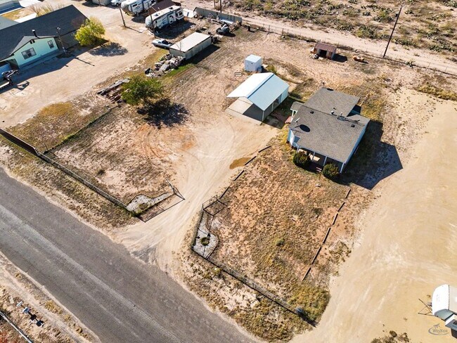 Building Photo - 3519 N Northstar Ave