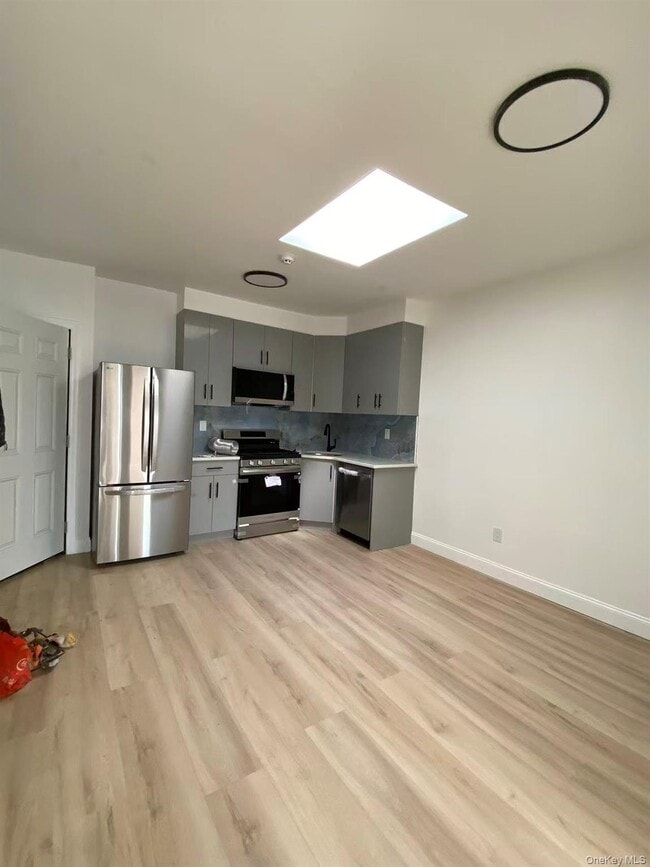 Building Photo - 8-55 Wyckoff Ave