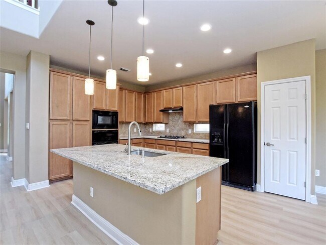 Building Photo - 15600 Prestancia Dr