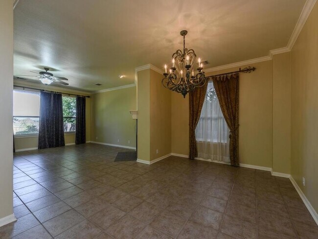 Building Photo - 11704 Emerald Falls Dr