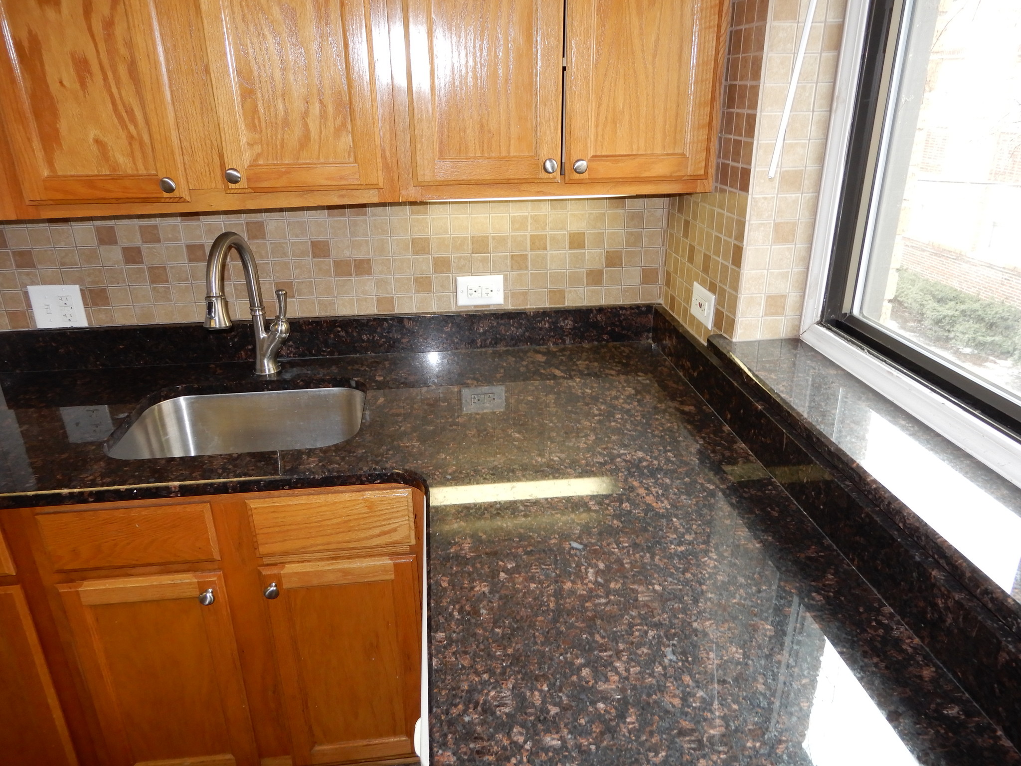 Under cabinet LED lighting - 1526 N Harlem Ave
