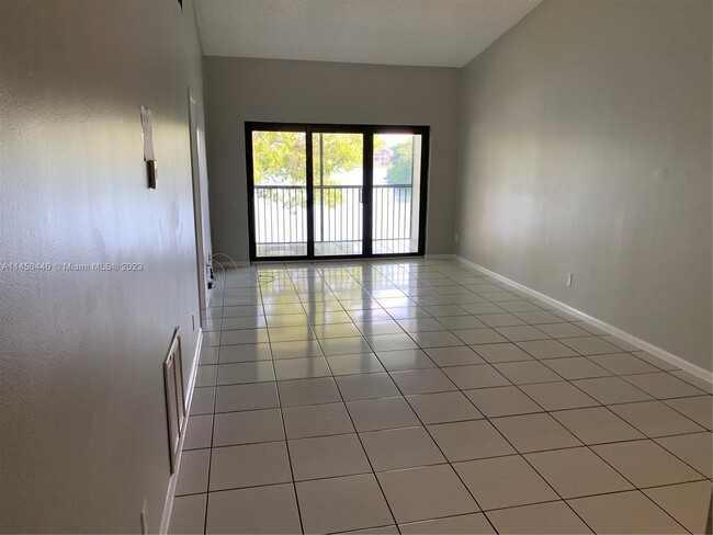 Building Photo - 3100 NW 46th St
