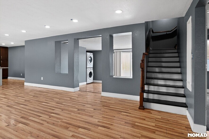 Building Photo - 3839 Reed St