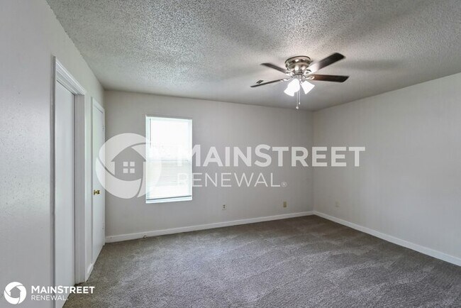 Building Photo - 3755 Kerwin Dr