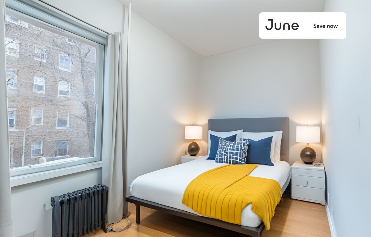 Building Photo - 100 Washington St