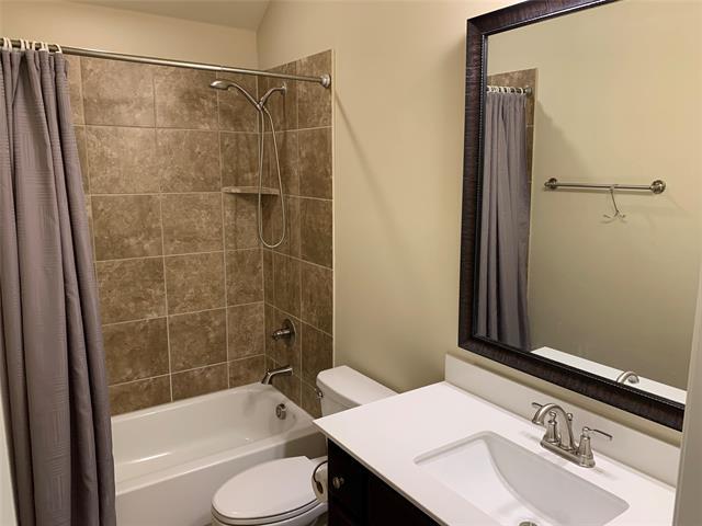 Building Photo - 768 Fletcher Dr