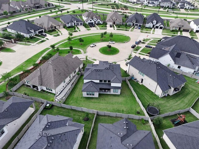 Building Photo - 4706 Oak Glen Ct