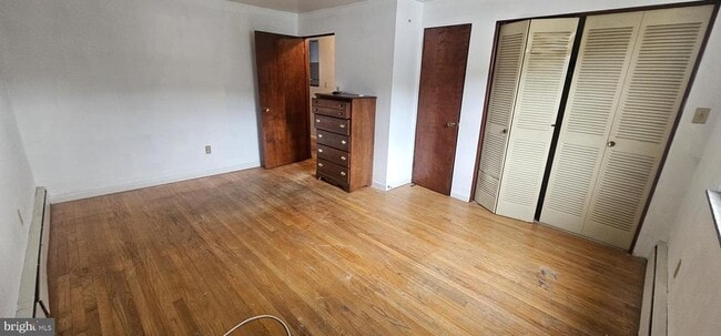 Building Photo - 434 E Norwegian St