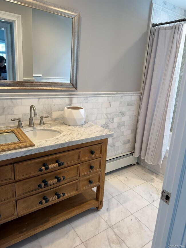 Building Photo - 16 Cape Rd