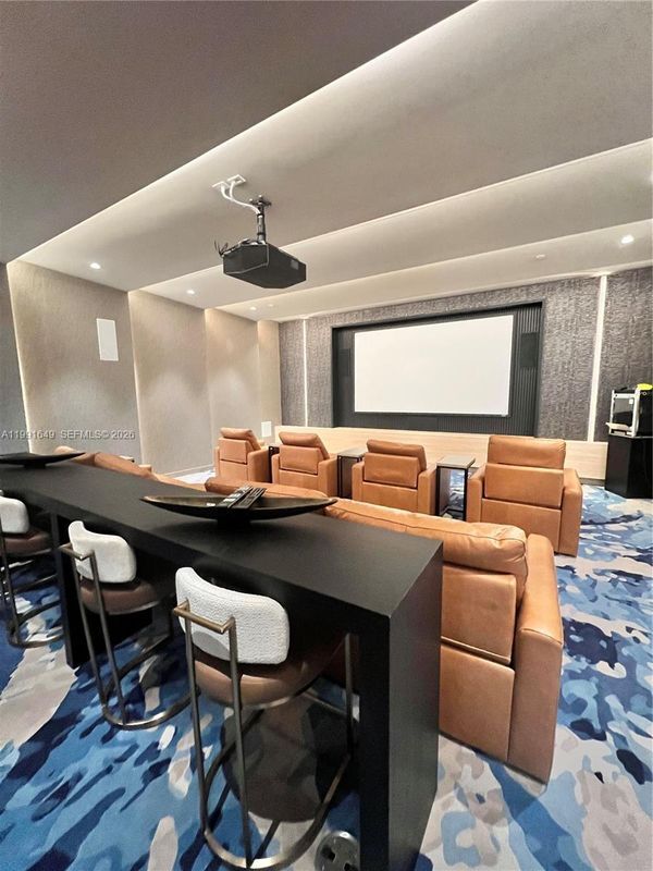 Building Photo - 153 N Seabreeze Blvd